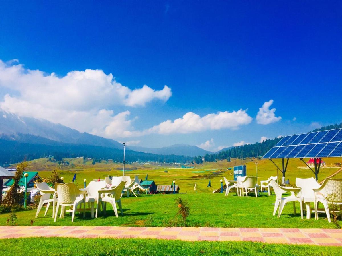 Pine View Resort Gulmarg Kültér fotó