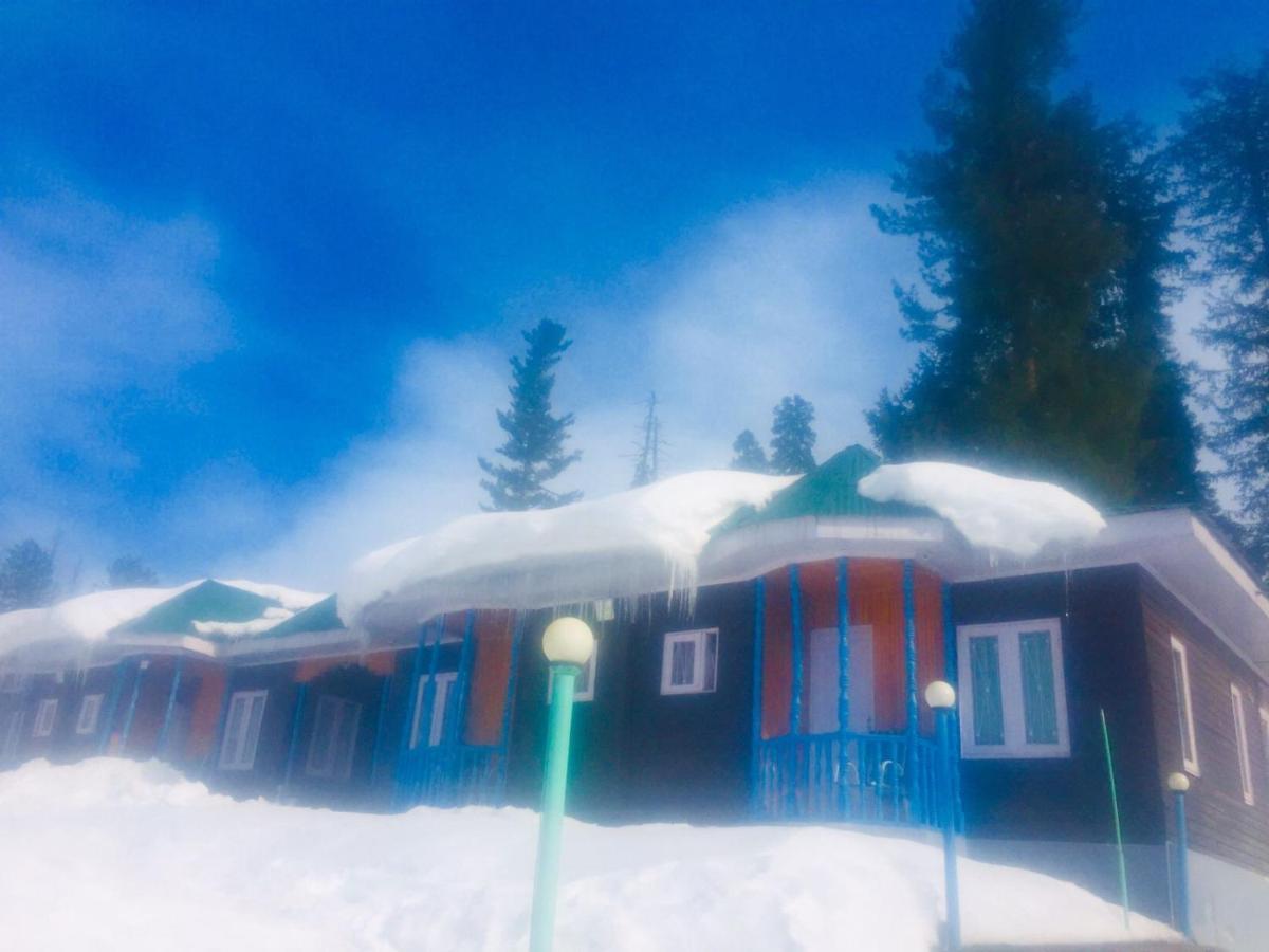 Pine View Resort Gulmarg Kültér fotó
