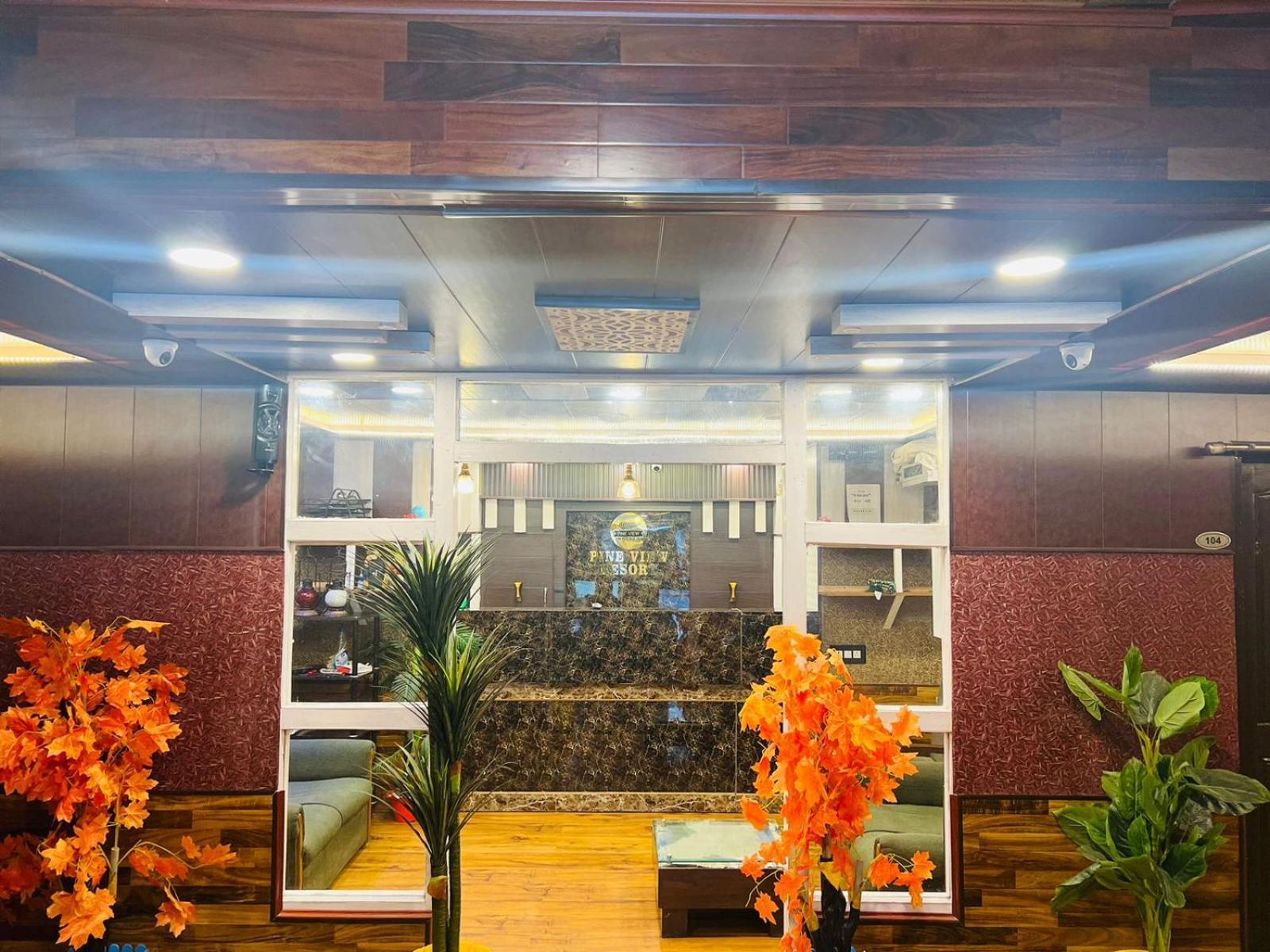 Pine View Resort Gulmarg Kültér fotó